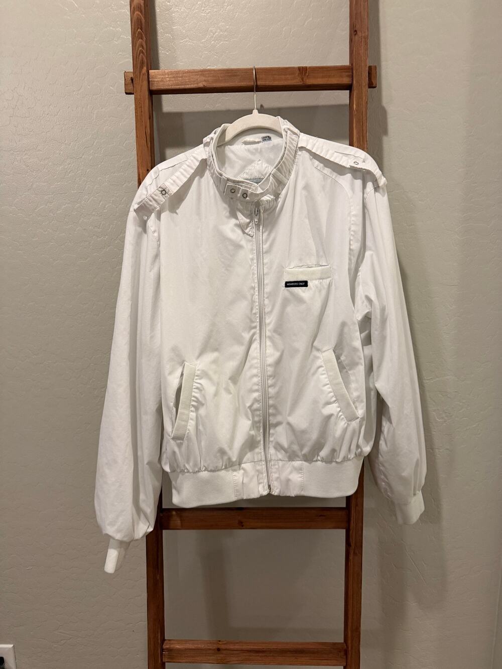 Vintage Members Only White Windbreaker Jacket Size 46 Lightweight